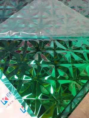 Prezzo buono 3D ha impresso lo strato di acciaio inossidabile decora per i piedi della parete 4x8 in linea