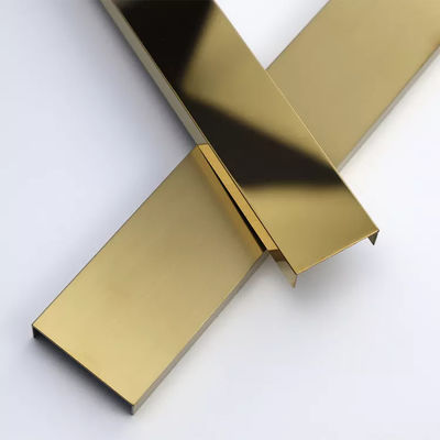 Profilo decorativo a U in acciaio inossidabile JIS Standard 304 per piastrelle con scanalatura a V