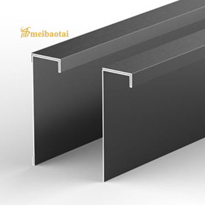 Prezzo buono La disposizione di forma irregolare delle mattonelle di acciaio inossidabile del grado 304 decora la lunghezza del bordo 3048mm della parete in linea