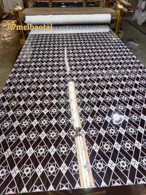 Prezzo buono Specchio 4x8 Diversi modelli popolari foglio decorativo in acciaio inossidabile inciso in linea