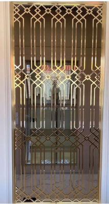 Prezzo buono Divisoria per interni in acciaio inossidabile personalizzabile con taglio laser e rivestimento in oro rosa per hotel e bar in linea