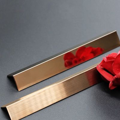 Grado 304 in acciaio inossidabile L Profile Tile Trim con PVD Color Coating e 0,55 mm di spessore