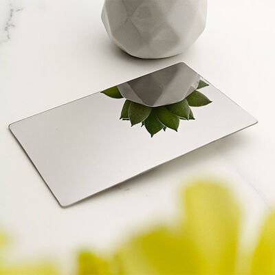 Prezzo buono Specchiatura 304 di acciaio inossidabile decorativo 1240x2440mm in linea