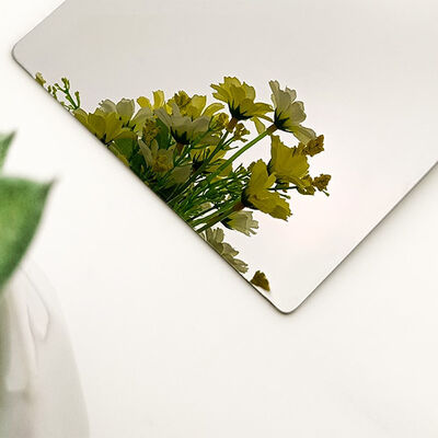 Lastra decorativa in acciaio inossidabile finitura specchio grado 304 1219x2438mm per decorazioni architettoniche