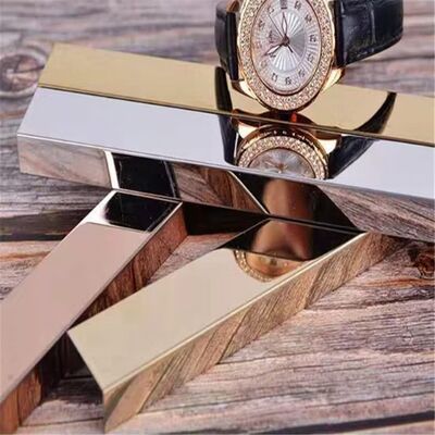 Bocchetta per piastrelle a forma di U in acciaio inossidabile 304 su misura con superficie a specchio