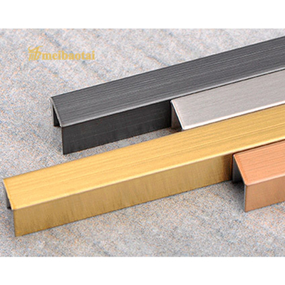 304 Finitura decorativa a specchio con rivestimento in piastrelle in acciaio inossidabile con scanalatura a U