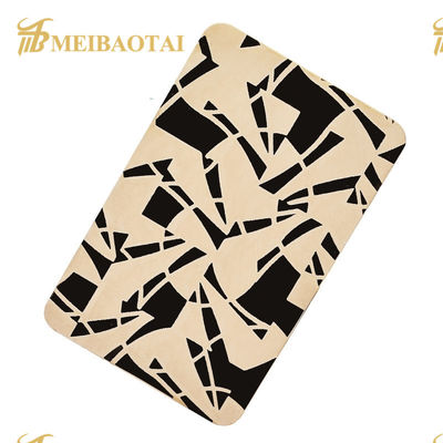 Buon prezzo Incisione modella l'acciaio inossidabile riveste il piatto del rivestimento di colore di spessore di 1.0mm in linea