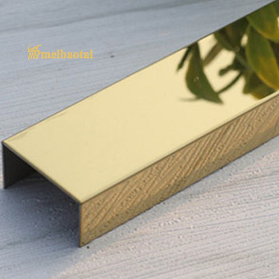 il PVC 7c ha spazzolato la disposizione d'acciaio 8mm, 304 la disposizione delle mattonelle del bordo di acciaio inossidabile Backsplash
