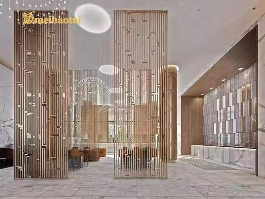 Prezzo buono Personalizzi i divisori del metallo di Art Screen ss divide decorativo per l'hotel in linea
