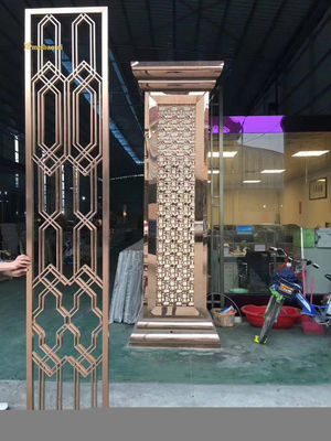 Prezzo buono 201 durezza di superficie dello specchio del divisorio di acciaio inossidabile 8K HRB100 in linea