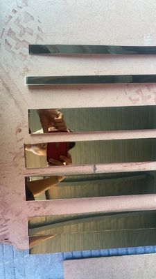 JIS Standard Gold Plating Stainless Steel Edge Trim con spessore di 0,85 mm per la protezione delle piastrelle