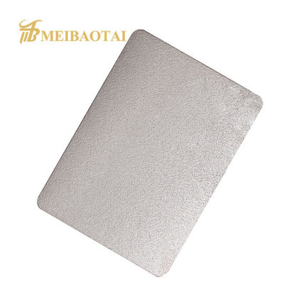 Lastra in acciaio inossidabile goffrata a specchio d'argento spessore 0,85 mm grado 201 per pannelli murali e uso decorativo